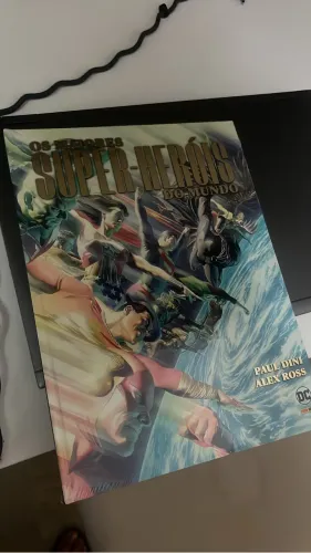 Os maiores super heróis do mundo, Alex Ross, lacrado