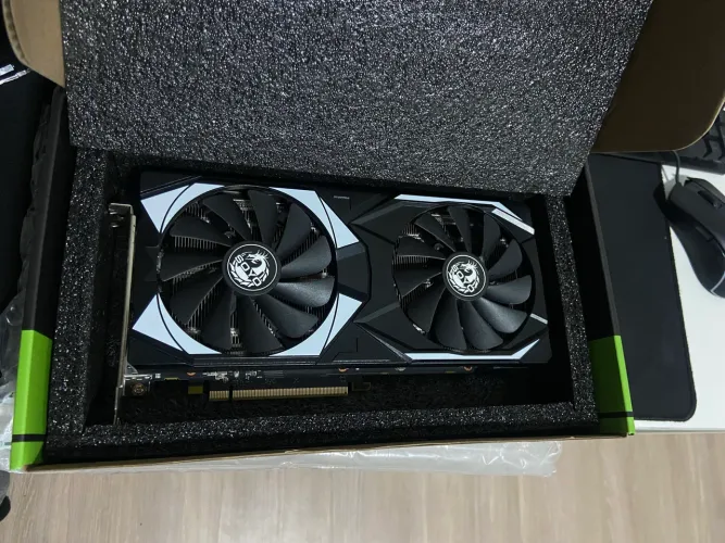 PLACA DE VIDEO RX5700 XT