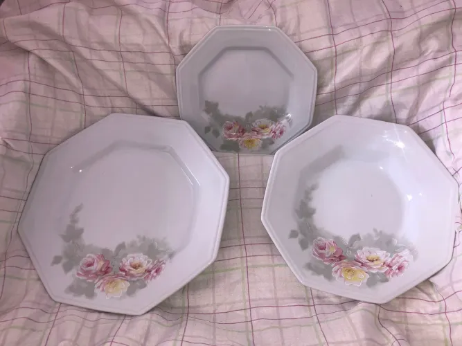 Aparelho de jantar 18 peças, porcelana