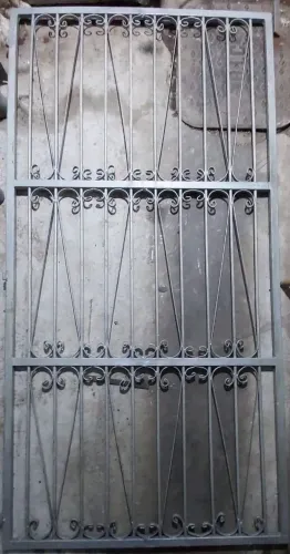 Porta de ferro 213 × 108 cm