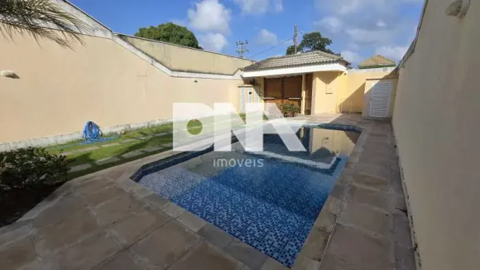Casa em Condomínio : / Residencial / Barra da Tijuca