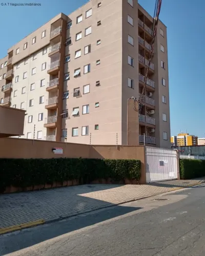 Apartamento para locação na Vila Angélica, Sorocaba-SP com 2 quartos, 2 salas e vaga de ga