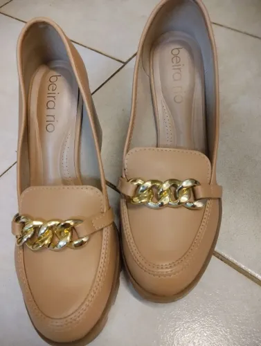 Sapato caramelo