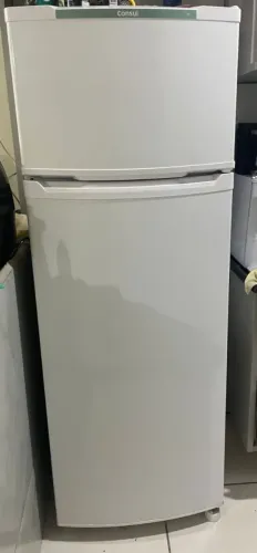 Geladeira semi nova