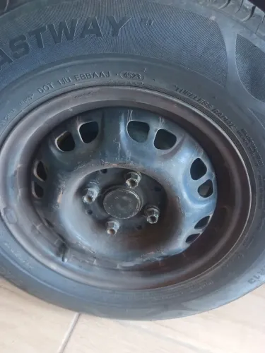 Rodas aro 13 pneus zeros troco