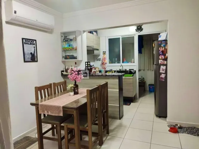 Apartamento em Ipiranga - São José, SC