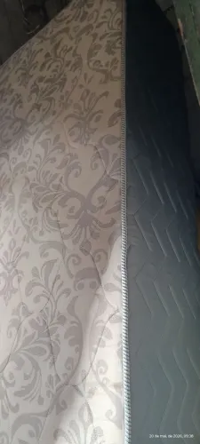 Cama semi nova ortopédica solteiro 