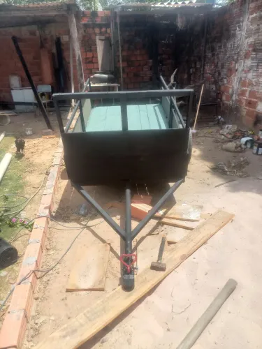Vende-se essa Carrocinha para carro 3000