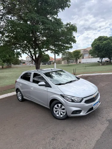 Chevrolet Onix Hatch LT 1.0 8V Flex Mec. 4P 2019