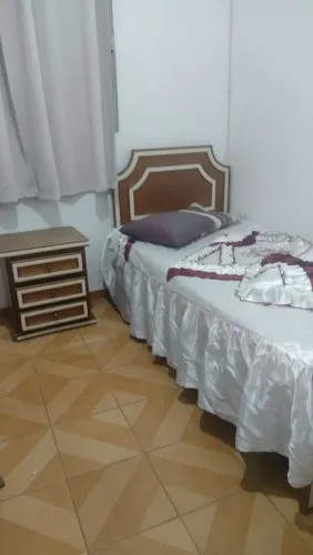 Kit cama e criado solteiro