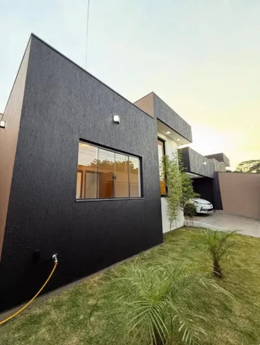 Casa 3Q sendo 1 suite localizada próximo ao parque da Jaiara Anápolis -GO