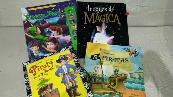 Kit 4 Livros Infantis Interativos - Peter Pan Sonora, Mágica e Piratas