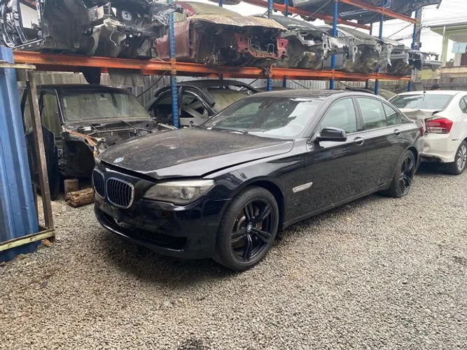 Sucata bmw 750 V8 biturbo 2011