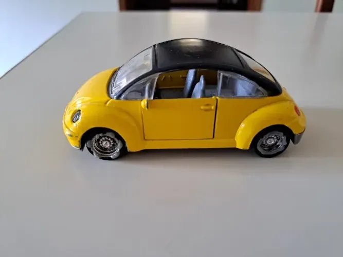 Fusca New Beetle amarelo
