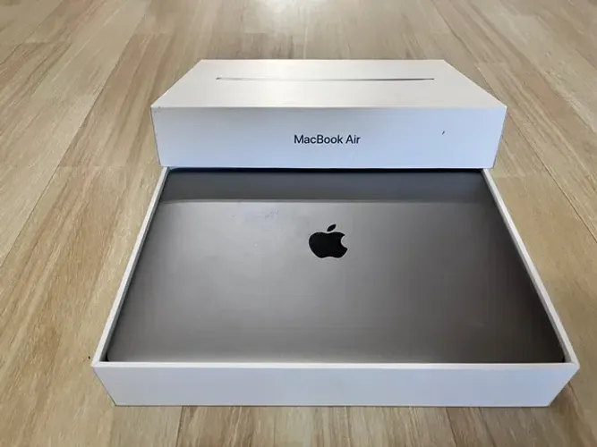 MacBook Air 2019 + Magic Mouse 2