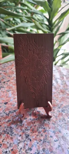Mini quadro para estante Leão e flor