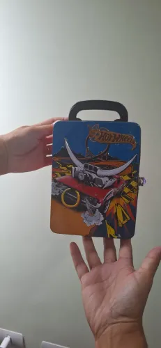 Caixa de hot wheels 