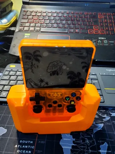 Videogame Console Portátil Retro Diversão Clássica R36S Com Case Versatil