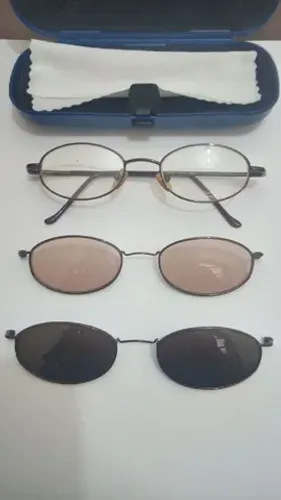 Óculos com 3 lentes removível