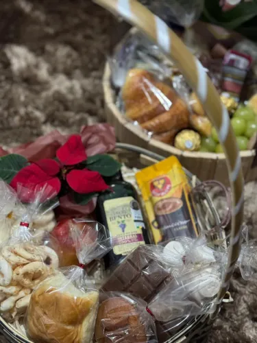 Cestas de café da manhã e presentes em promoção 