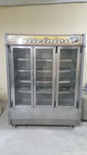 Geladeira Expositora para Laticínios