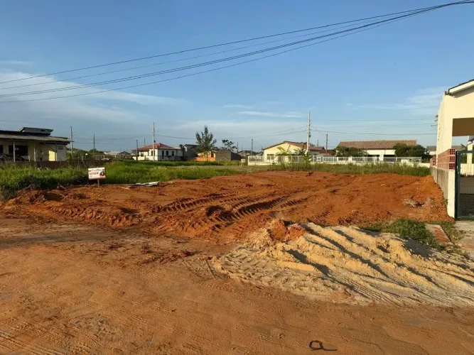 Lote com 294 m² no Zona Sul do Balneário Rincão