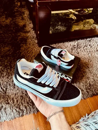tênis vans knu skool preto branco num.40