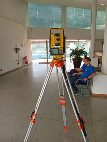 Serviços de Topografia e Engenharia