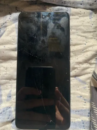 Moto G 54 - tela trincada