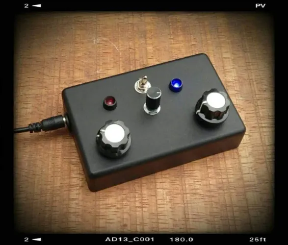 Sintetizador ATARI PUNK CONSOLE 