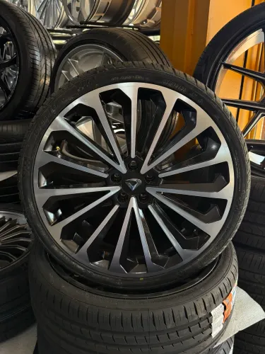 Roda VOLCANO E-TRON