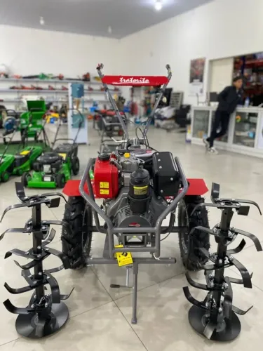 Motocultivador Tratorito Branco BTTD 10E 1500 a Diesel 10,6cv