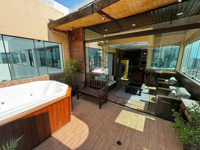Cobertura a venda - Mooca - 3 quartos - 1 suíte - 2 vagas - Varanda gourmet e jacuzzi