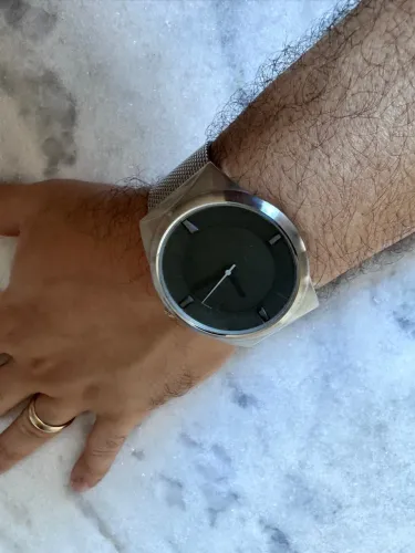 Relógio Minimalista Moderno