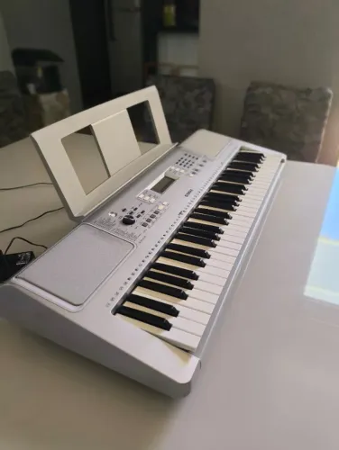 Teclado Yamaha