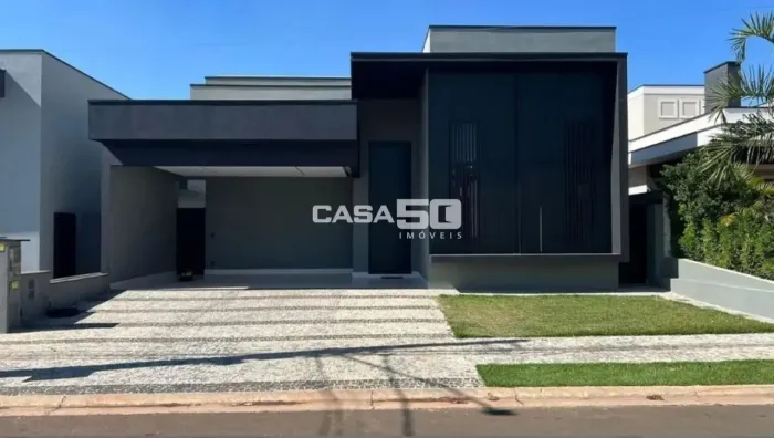 Casa térrea à venda no Condomínio Villa Bella Siena em Paulínia/SP.