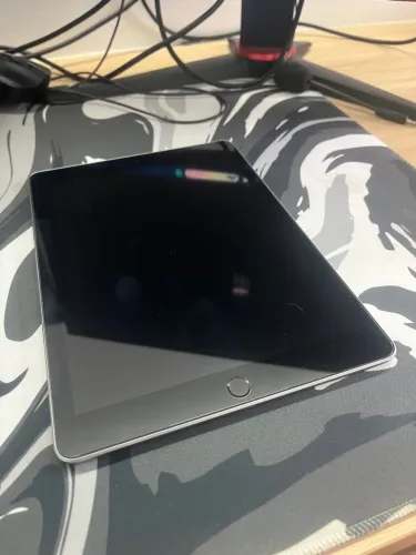 iPad 6ª geração 32 GB de memória (aceito oferta).