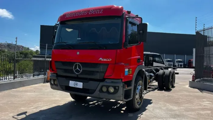 Mb Atego 2426 Baixo Km Unico Dono Ano 2013