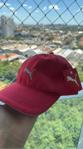 Boné puma vermelho original na etiqueta