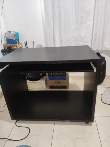 Mesa para computador preto 