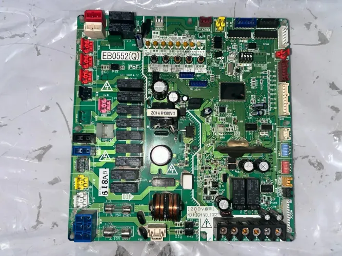 PLACA DAIKIN (EB0552Q)