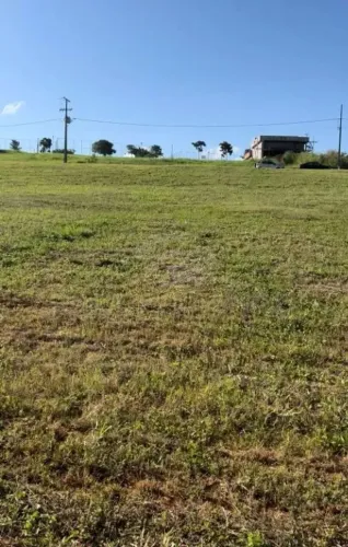 Terreno molhado a venda no Ecovillas do lago !