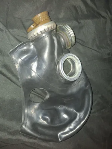 Máscara látex militar