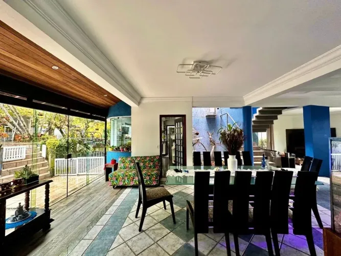 Casa em condomínio para venda em SBC