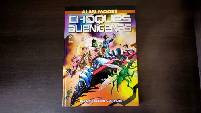 Choques Alienígenas - Alan Moore - HQ Mythos