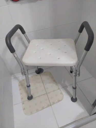 Banco Banho Com Apoio Para Mãos e Braços
