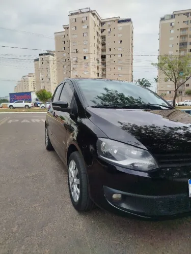 Volkswagen Fox 1.0 MI Total Flex 8V 5P 2011