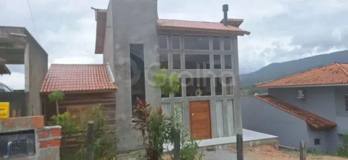 Casa com 3 quartos sendo 1 Suíte no Centro em Antônio Carlos SC