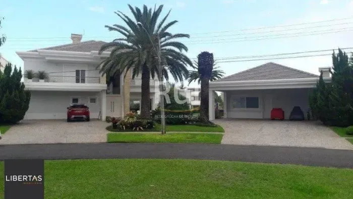 Casa para Venda - 728.71m², 6 dormitórios, sendo 6 suites, 3 vagas - Atlântida