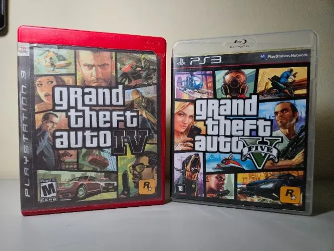 Jogo Grand Theft Auto GTA 4 e GTA 5 - PS3